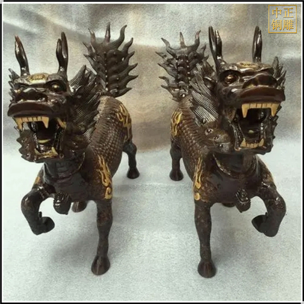 銅麒麟小擺件.jpg 銅麒麟小擺件.jpg