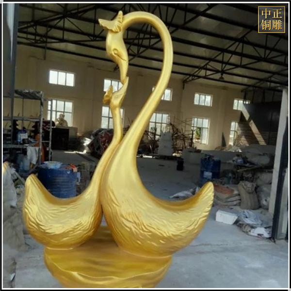 鑄銅天鵝雕塑定制.jpg 鑄銅天鵝雕塑定制.jpg